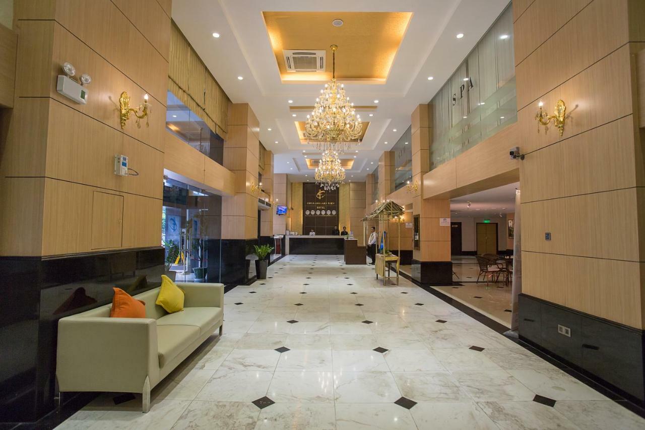 Esperado Lake View Hotel Янгон Екстериор снимка